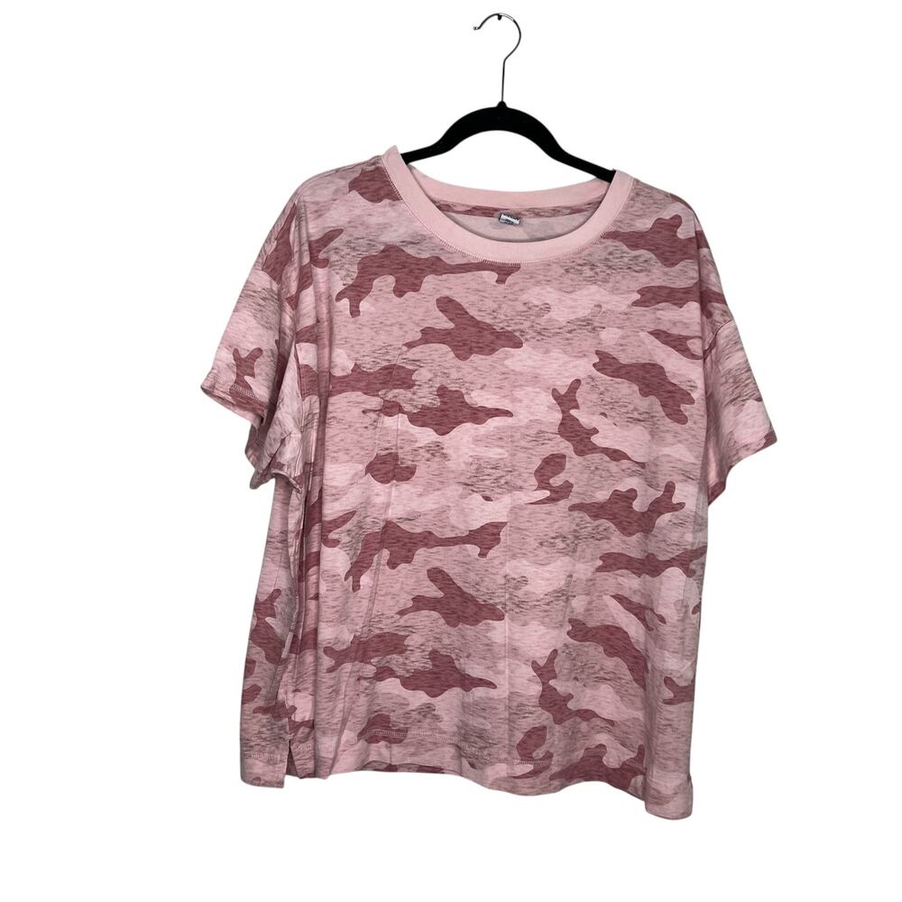 Old Navy Short Sleeve Vintage Crew neck Pink Camo Size XXL